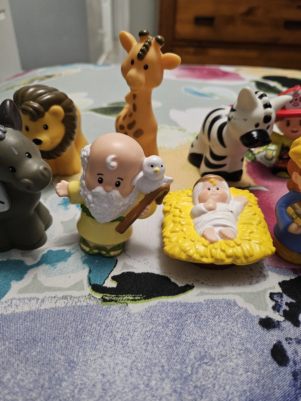 12-Piece Kids Animal & Character Figure Set - Multicolor - Picture 4 of 10